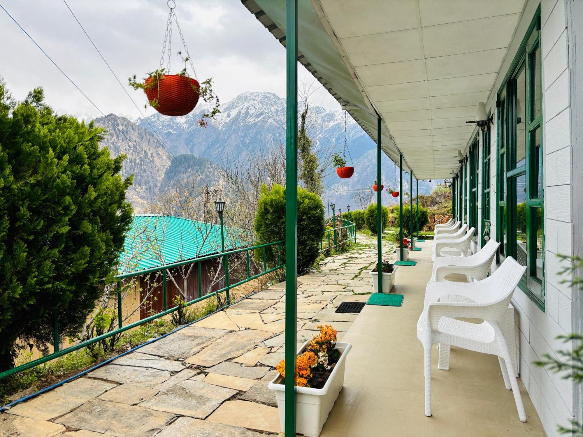 Himalayan High, Auli, By Himalayan Eco Lodges Джошимат Экстерьер фото