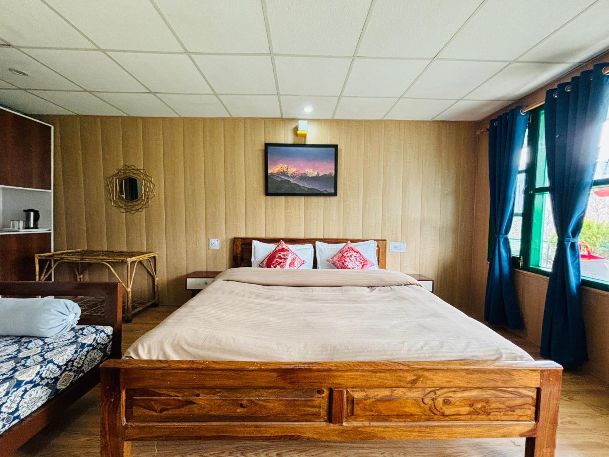 Himalayan High, Auli, By Himalayan Eco Lodges Джошимат Экстерьер фото